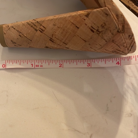 Vianni Collection size 5 sling back cream heels - Picture 7 of 9